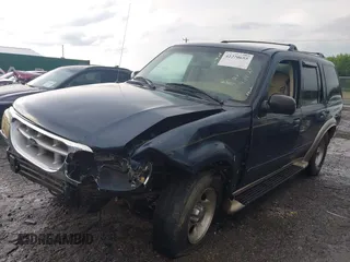 2000 Ford Explorer Eddie Bauer with VIN 1FMZU64E5YUB81536, listed as a IAAI auction lot 42270655 with 375,868 mi miles and . Bid and sale history available at DreamBid. Image 18.