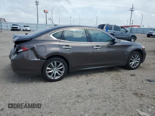 2019 Infiniti Q70 Luxe with VIN JN1BY1AR2KM585067, listed as a Copart auction lot 57527895 with 62,965 mi miles and Salvage title. Bid and sale history available at DreamBid. Image 3.