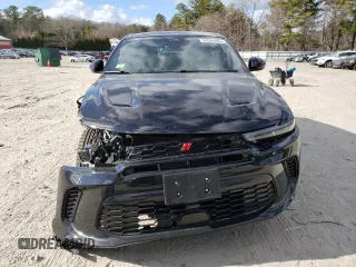 2024 Dodge Hornet R/T Plus z VIN ZACPDFDW3R3A22383, wystawiony jako Copart lot #50684485 z przebiegiem 3 053 mil mil oraz Szkoda całkowita • Salvage title. Historia ofert i sprzedaży dostępna na DreamBid. Obrazek 5.