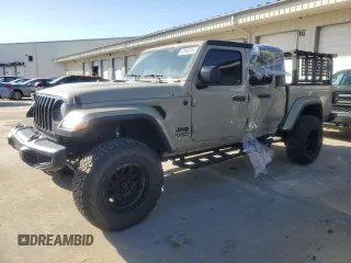 2022 Jeep Gladiator Willys with VIN 1C6HJTAG8NL170875, listed as a Copart auction lot 42949515 with 27,770 mi miles and Salvage Title. Bid and sale history available at carsss.com. Image 1.