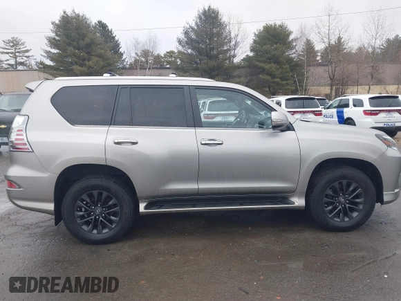 2021 Lexus GX 460 Premium z VIN JTJAM7BX8M5300175, wystawiony jako IAAI lot #41689029 z przebiegiem 46 850 mil mil oraz . Historia ofert i sprzedaży dostępna na DreamBid. Obrazek 13.