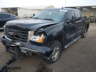 2009 GMC Sierra 2500HD SLT with VIN 1GTHK63689F128755, listed as a Copart auction lot 86396174 with 245,279 mi miles and Salvage Title. Bid and sale history available at carsss.com. Image 1.