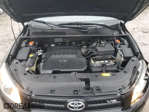 2008 Toyota RAV4 Sport z VIN JTMZK32V686015669, wystawiony jako Copart lot #43511825 z przebiegiem 248 810 mil mil oraz Szkoda całkowita • Salvage title. Historia ofert i sprzedaży dostępna na DreamBid. Obrazek 14.
