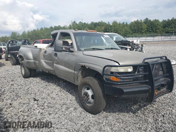 2001 Chevrolet Silverado 3500 LS z VIN 1GCJC33121F182199, wystawiony jako Copart lot #72530404 z przebiegiem 252 199 mil mil oraz Szkoda całkowita • Salvage title. Historia ofert i sprzedaży dostępna na DreamBid. Obrazek 4.