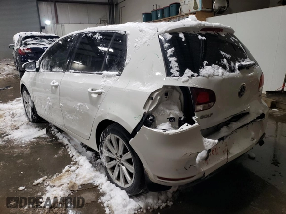 2013 Volkswagen Golf TDI z VIN WVWDM7AJ0DW133057, wystawiony jako Copart lot #37497304 z przebiegiem 137 037 mil mil oraz Szkoda całkowita • Salvage title. Historia ofert i sprzedaży dostępna na DreamBid. Obrazek 2.