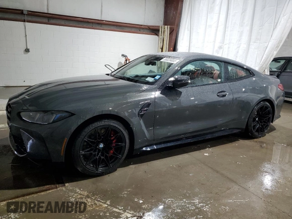 2025 BMW M4 Competition xDrive z VIN WBS33HK02SCS92678, wystawiony jako Copart lot #88839855 z przebiegiem 4 304 mil mil oraz Szkoda całkowita • Salvage title. Historia ofert i sprzedaży dostępna na DreamBid. Obrazek 1.