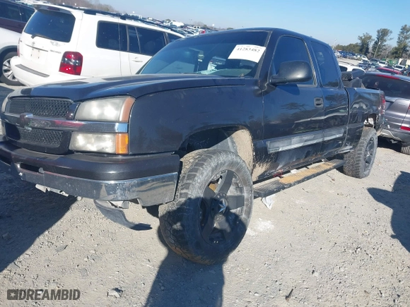 2003 Chevrolet Silverado 1500 Work Truck with VIN 2GCEC19XX31352031, listed as a IAAI auction lot 41283482 with 131,106 mi miles. Bid and sale history available at carsss.com. Image 2.