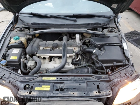 2005 Volvo S60 with VIN YV1RH592452443680, listed as a Copart auction lot 84014284 with 190,370 mi miles and Salvage Title. Bid and sale history available at carsss.com. Image 13.