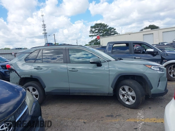 2019 Toyota RAV4 XLE with VIN 2T3W1RFV3KW056351, listed as a IAAI auction lot 42011662 with 64,634 mi miles. Bid and sale history available at carsss.com. Image 13.