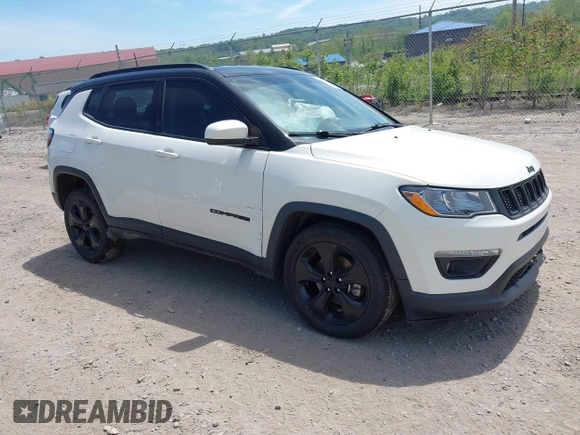 2019 Jeep Compass Latitude z VIN 3C4NJDBB1KT629829, wystawiony jako IAAI lot #42244638 z przebiegiem 111 566 mil mil oraz . Historia ofert i sprzedaży dostępna na DreamBid. Obrazek 1.