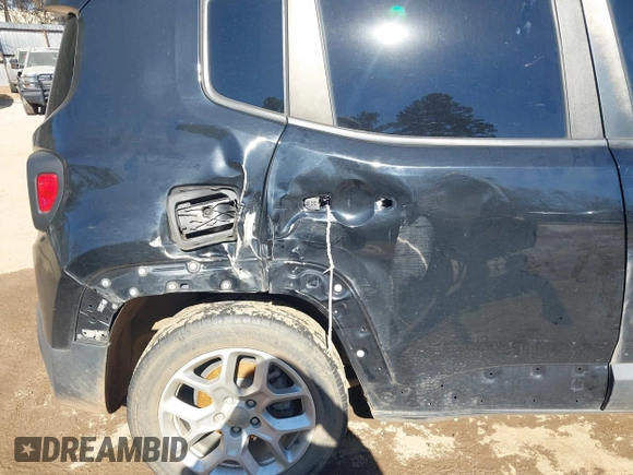 2018 Jeep Renegade Latitude z VIN ZACCJABB8JPJ60781, wystawiony jako IAAI lot #41411050 z przebiegiem 72 236 mil mil oraz . Historia ofert i sprzedaży dostępna na DreamBid. Obrazek 17.