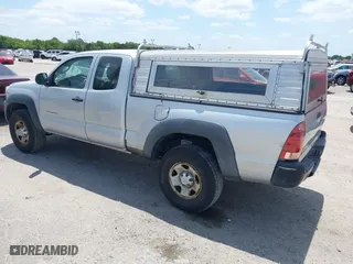 2006 Toyota Tacoma with VIN 5TEUX42N46Z247737, listed as a IAAI auction lot 42104678 with 202,165 mi miles. Bid and sale history available at carsss.com. Image 3.