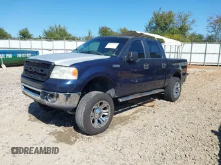 2006 Ford F-150 XLT with VIN 1FTRW12W66KC29356, listed as a IAAI auction lot 40590959 with 178,353 mi miles. Bid and sale history available at carsss.com. Image 2.