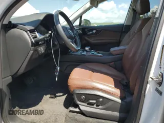 2018 Audi Q7 Premium Plus z VIN WA1LAAF78JD043140, wystawiony jako Copart lot #64671315 z przebiegiem 43 709 mil mil oraz Szkoda całkowita • Salvage title. Historia ofert i sprzedaży dostępna na DreamBid. Obrazek 7.