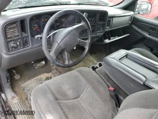 2004 Chevrolet Silverado 1500 Work Truck with VIN 2GCEC19VX41162990, listed as a Copart auction lot 84794674 with 320,784 mi miles and Salvage Title. Bid and sale history available at carsss.com. Image 8.
