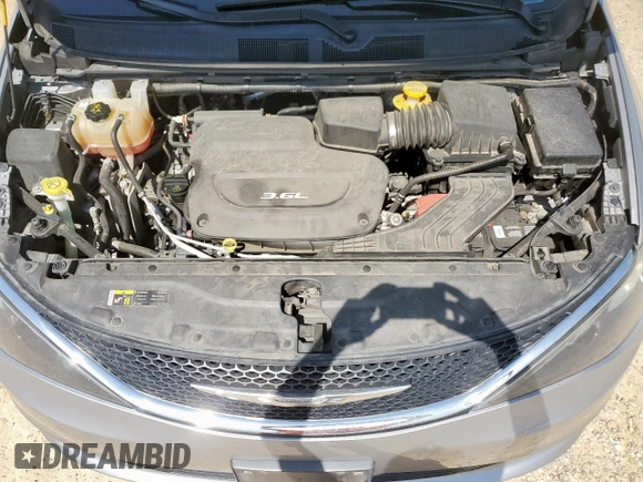 2017 Chrysler Pacifica Touring with VIN 2C4RC1DG4HR516522, listed as a Copart auction lot 56920745 with 87,782 mi miles and Clean title. Bid and sale history available at DreamBid. Image 12.