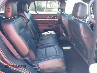 2017 Ford Explorer Sport z VIN 1FM5K8GT9HGC85696, wystawiony jako IAAI lot #42227743 z przebiegiem 105 941 mil mil oraz . Historia ofert i sprzedaży dostępna na DreamBid. Obrazek 8.