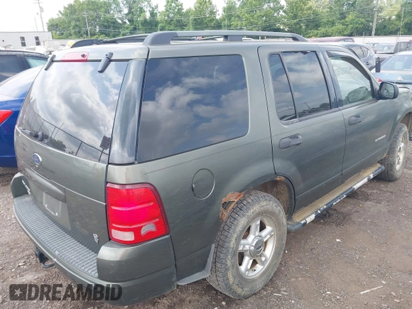 2004 Ford Explorer XLT z VIN 1FMZU73WX4UA64464, wystawiony jako IAAI lot #42655296 z przebiegiem 212 510 mil mil oraz . Historia ofert i sprzedaży dostępna na DreamBid. Obrazek 4.