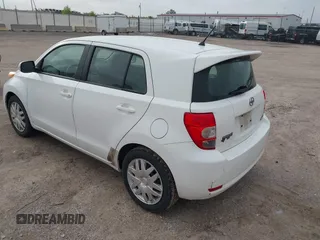 2008 Scion xD z VIN JTKKU10478J028558, wystawiony jako IAAI lot #42139762 z przebiegiem 190 691 mil mil oraz . Historia ofert i sprzedaży dostępna na DreamBid. Obrazek 3.