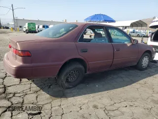 1998 Toyota Camry LE с VIN 4T1BG22K3WU313572, выставлен на аукционе Copart как лот 60435655 с пробегом 246 229 миль миль и Списание • Salvage title. История ставок и продаж доступна на DreamBid. Изображение 3.