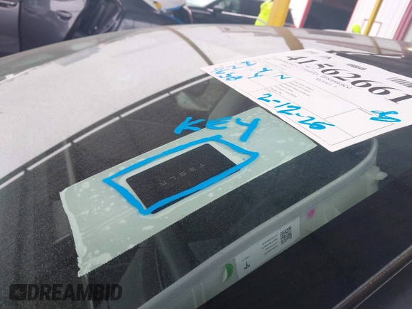 2024 Tesla Model 3 z VIN 5YJ3E1EA3RF737102, wystawiony jako IAAI lot #41562661 z przebiegiem 9 638 mil mil oraz . Historia ofert i sprzedaży dostępna na DreamBid. Obrazek 11.