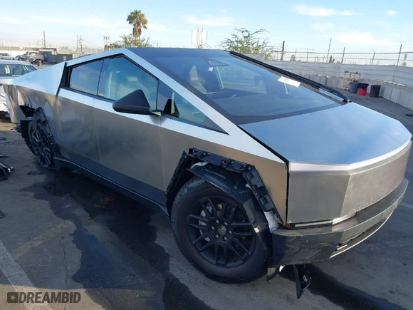 2024 Tesla Cybertruck with VIN 7G2CEHED9RA047674, listed as a IAAI auction lot 41118625 with 1,323 mi miles. Bid and sale history available at carsss.com. Image 1.