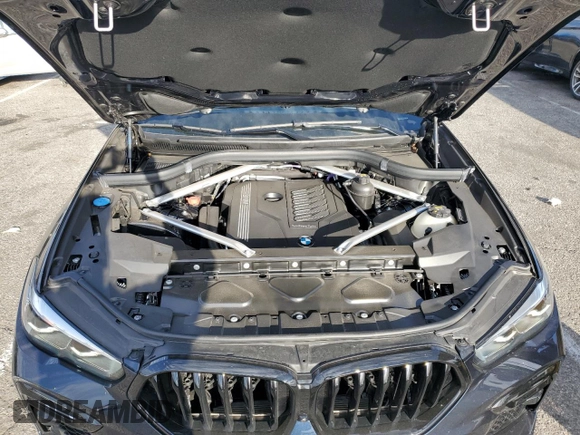2021 BMW X6 xDrive40i with VIN 5UXCY6C04M9H02068, listed as a Copart auction lot 46938645 with 21,913 mi miles and Salvage Title. Bid and sale history available at carsss.com. Image 12.