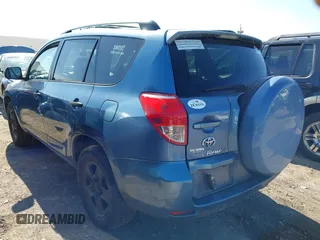 2006 Toyota RAV4 with VIN JTMBD33V165038550, listed as a IAAI auction lot 42007098 with 298,317 mi miles. Bid and sale history available at carsss.com. Image 3.