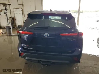 2023 Toyota Highlander Hybrid XLE with VIN 5TDKBRCH0PS125886, listed as a Copart auction lot 51251185 with 35,071 mi miles and Salvage Title. Bid and sale history available at carsss.com. Image 6.