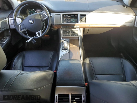 2015 Jaguar XF I4 T Premium with VIN SAJWA0FS1FPU87646, listed as a Copart auction lot 78541354 with 49,688 mi miles and Salvage Title. Bid and sale history available at carsss.com. Image 8.