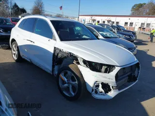 2021 Audi Q5 Premium Plus with VIN WA1BAAFY3M2026198, listed as a IAAI auction lot 41445126 with 37,019 mi miles. Bid and sale history available at carsss.com. Image 1.