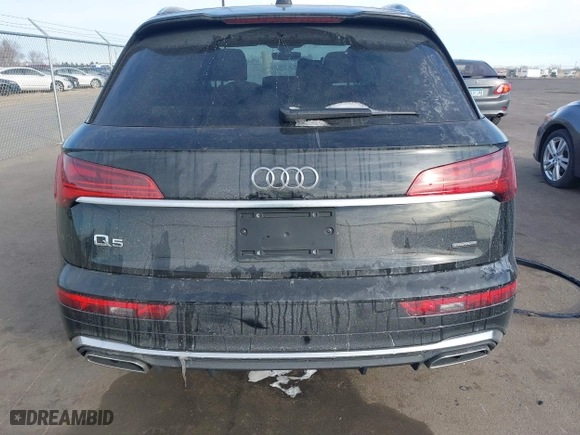 2024 Audi Q5 S line Premium Plus with VIN WA1E2AFY7R2021443, listed as a IAAI auction lot 41534974 with 7,512 mi miles. Bid and sale history available at carsss.com. Image 16.