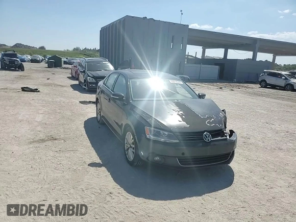 2011 Volkswagen Jetta SEL с VIN 3VWGX7AJ3BM315673, выставлен на аукционе Copart как лот 49214305 с пробегом 125 902 миль миль и Списание • Salvage title. История ставок и продаж доступна на DreamBid. Изображение 10.