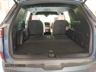 2022 Chevrolet Traverse LT z VIN 1GNEVHKW4NJ177358, wystawiony jako IAAI lot #42514101 z przebiegiem 107 869 mil mil oraz . Historia ofert i sprzedaży dostępna na DreamBid. Obrazek 1.