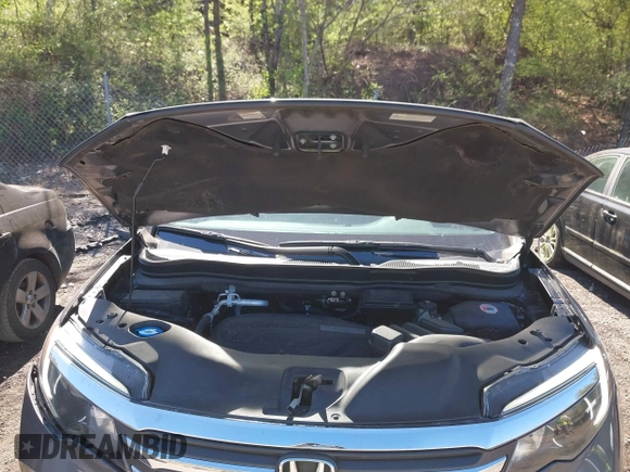 2017 Honda Pilot EX-L with VIN 5FNYF5H5XHB046172, listed as a IAAI auction lot 41830406 with 86,630 mi miles. Bid and sale history available at carsss.com. Image 10.
