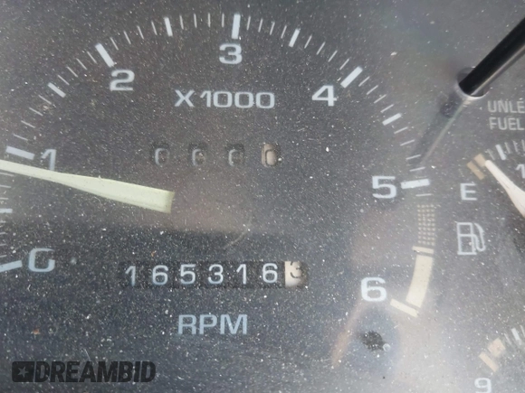 1996 GMC Sonoma SLS with VIN 1GTCS14X4T8515402, listed as a IAAI auction lot 42137071 with 165,316 mi miles. Bid and sale history available at carsss.com. Image 7.