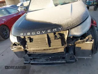 2018 Land Rover Discovery SE with VIN SALRG2RV4JA075611, listed as a IAAI auction lot 41363203 with Not Provided miles and . Bid and sale history available at DreamBid. Image 6.