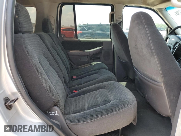 2002 Ford Explorer XLT с VIN 1FMZU63E12UA36325, выставлен на аукционе Copart как лот 56235735 с пробегом 197 070 миль миль и Списание • Salvage title. История ставок и продаж доступна на DreamBid. Изображение 11.