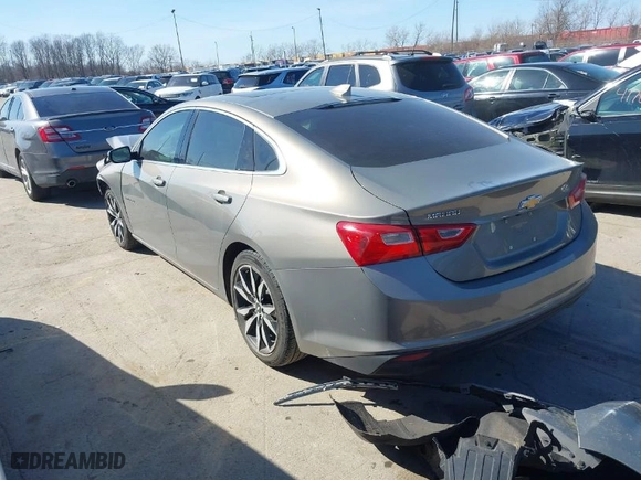 2017 Chevrolet Malibu LT with VIN 1G1ZE5ST1HF233898, listed as a IAAI auction lot 41783581 with 212,164 mi miles. Bid and sale history available at carsss.com. Image 3.