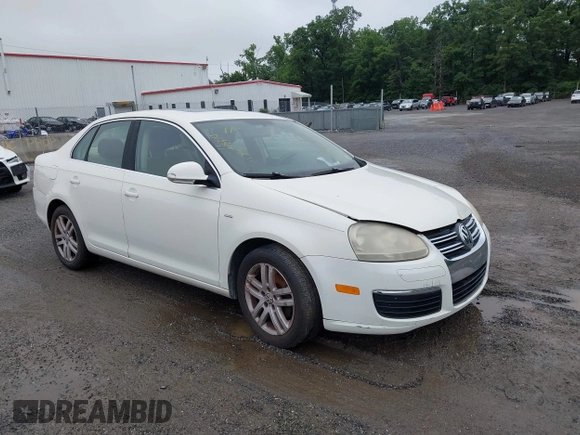 2007 Volkswagen Jetta Wolfsburg Edition with VIN 3VWEF71K37M190720, listed as a IAAI auction lot 42435092 with Not provided miles and . Bid and sale history available at DreamBid. Image 1.
