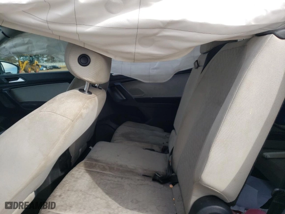 2021 Volkswagen Tiguan S with VIN 3VV1B7AX3MM045392, listed as a Copart auction lot 47685095 with 36,369 mi miles and Salvage Title. Bid and sale history available at carsss.com. Image 11.