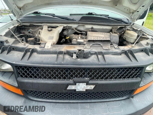 2017 Chevrolet Express Cargo with VIN 1GCWGAFFXH1119347, listed as a Copart auction lot 65611505 with 261,808 mi miles and Clean title. Bid and sale history available at DreamBid. Image 7.