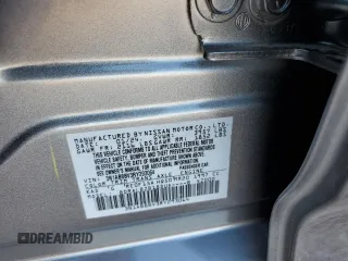 2024 Nissan Sentra S z VIN 3N1AB8BV3RY293064, wystawiony jako Copart lot #58260125 z przebiegiem 21 997 mil mil oraz Szkoda całkowita • Salvage title. Historia ofert i sprzedaży dostępna na DreamBid. Obrazek 12.
