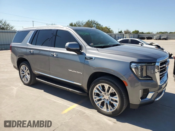 2021 GMC Yukon SLT with VIN 1GKS1BKD0MR157857, listed as a Copart auction lot 72684764 with 25,169 mi miles and Salvage Title. Bid and sale history available at carsss.com. Image 4.