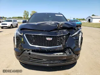 2023 Cadillac XT4 FWD Sport with VIN 1GYFZER41PF225631, listed as a Copart auction lot 70441144 with 13,689 mi miles and Salvage Title. Bid and sale history available at carsss.com. Image 5.