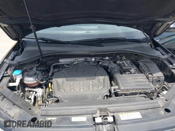2022 Volkswagen Tiguan S z VIN 3VV1B7AX5NM056766, wystawiony jako IAAI lot #42024519 z przebiegiem 97 548 mil mil oraz . Historia ofert i sprzedaży dostępna na DreamBid. Obrazek 10.