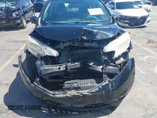 2015 Nissan Note SV z VIN 3N1CE2CP8FL386913, wystawiony jako IAAI lot #42531472 z przebiegiem 112 866 mil mil oraz . Historia ofert i sprzedaży dostępna na DreamBid. Obrazek 6.