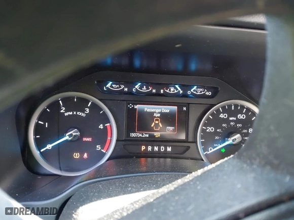 2020 Ford Super Duty F-250 SRW XL with VIN 1FT7W2BT0LED01732, listed as a IAAI auction lot 41277763 with 130,734 mi miles. Bid and sale history available at carsss.com. Image 7.