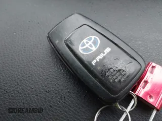 2022 Toyota Prius L Eco with VIN JTDKAMFU1N3177055, listed as a IAAI auction lot 41506862 with 121,318 mi miles and . Bid and sale history available at DreamBid. Image 11.