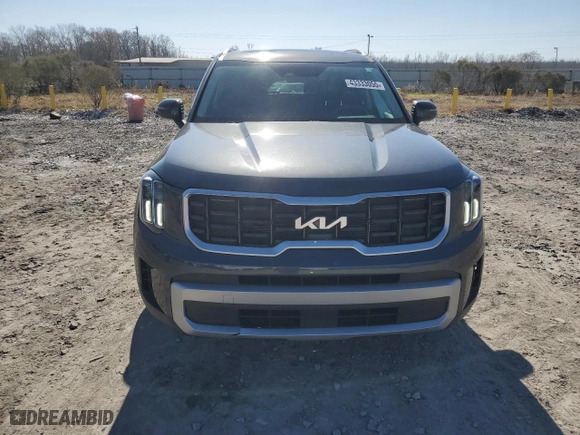 2023 Kia Telluride S with VIN 5XYP6DGCXPG392431, listed as a Copart auction lot 43333055 with 10,688 mi miles and Salvage Title. Bid and sale history available at carsss.com. Image 5.